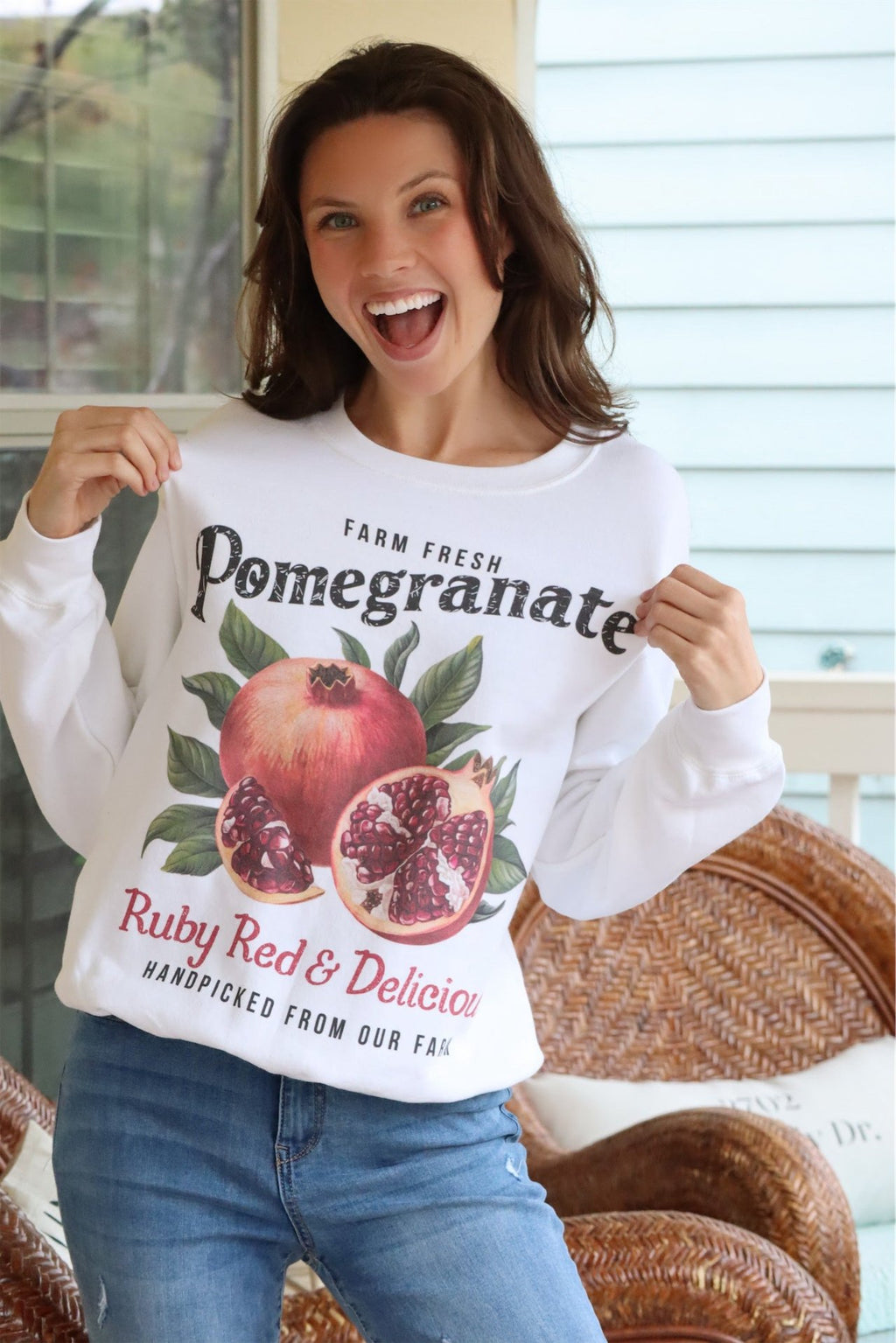 PAM'S POMEGRANATE CREW NECK - WHITE