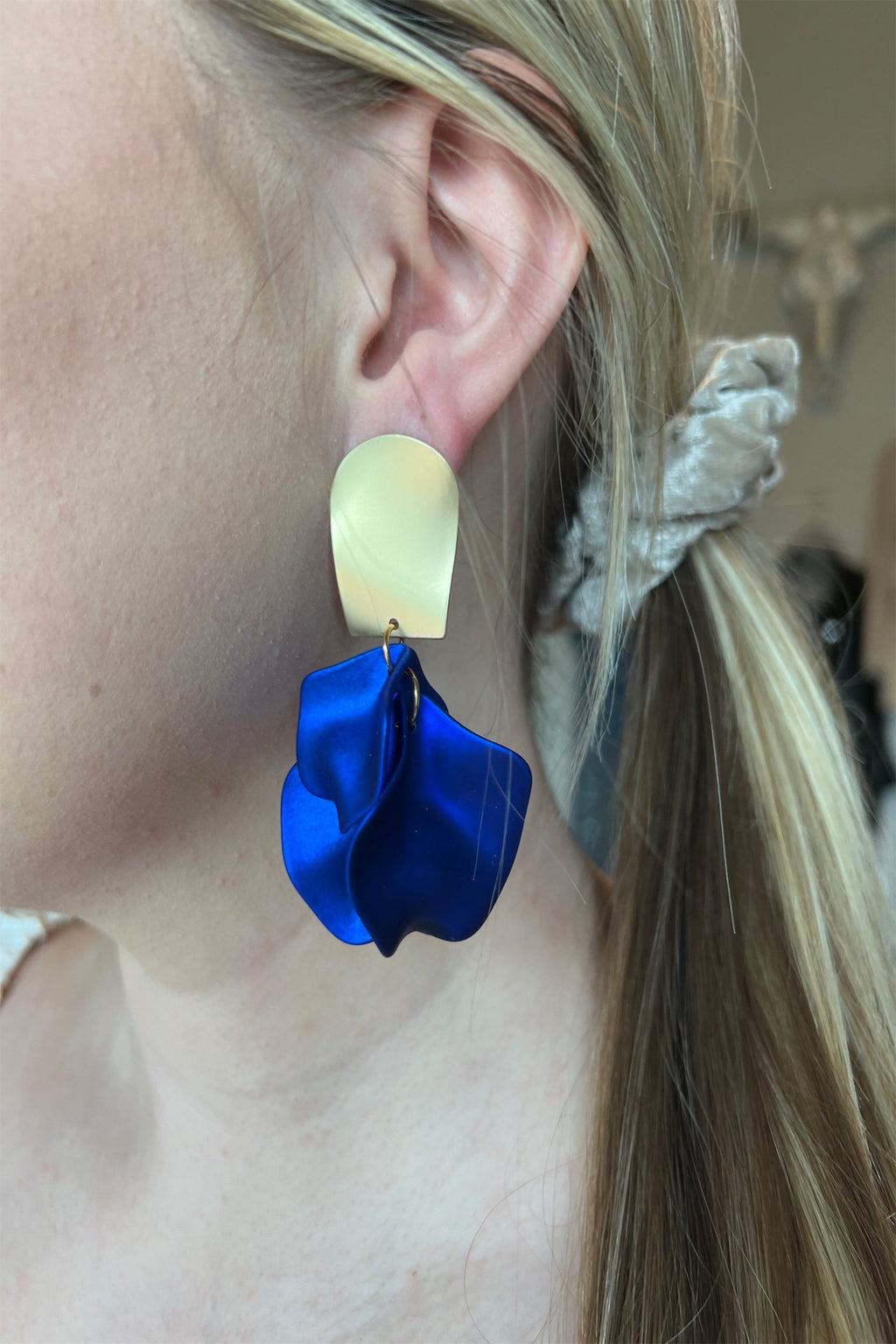 PRISCILLA'S ROYAL PETAL EARRINGS - BLUE/GOLD