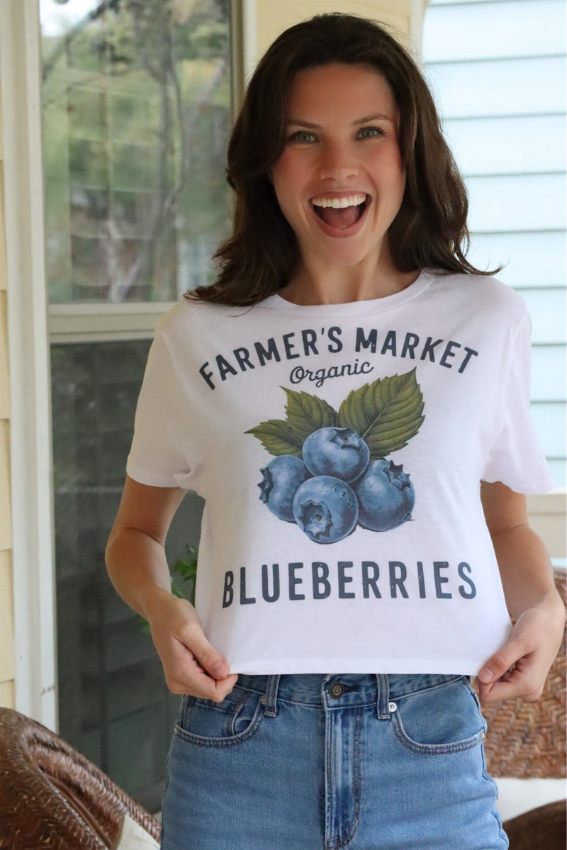 BELLA'S BEST BLUEBERRY CROPPED TEE - WHITE