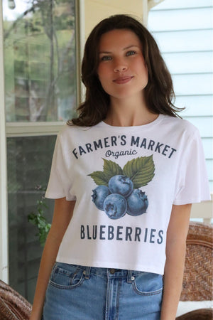 BELLA'S BEST BLUEBERRY CROPPED TEE - WHITE