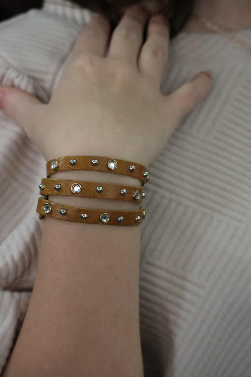 CASEY'S CUFF LEATHER BRACELET - MULTI