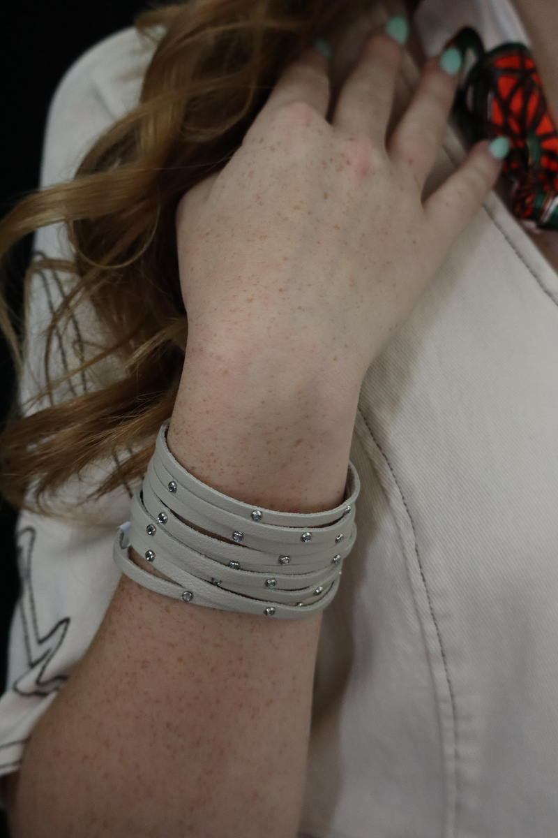 LAURA'S LUX LEATHER BRACELET - MULTI