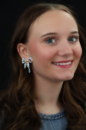 PAISLEY'S B0W EARRINGS - WHITE & BLUE