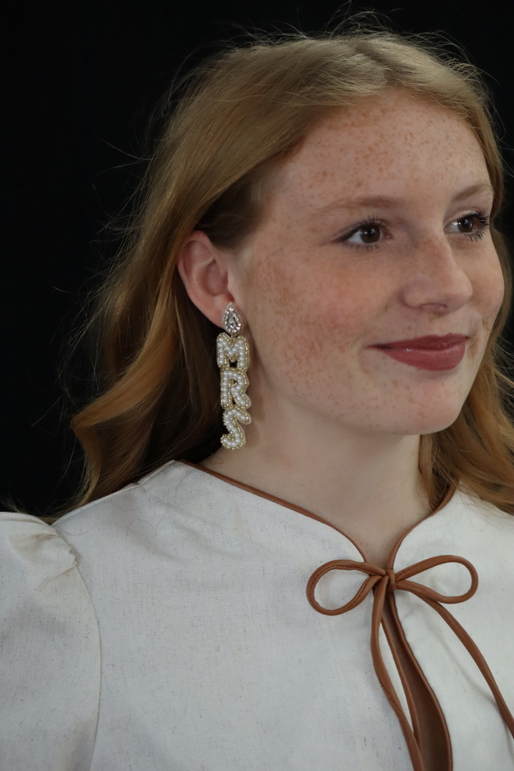 MRS BEADED EARRINGS - WHITE