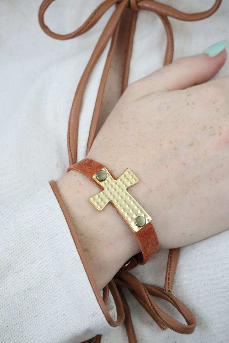 MARY'S LEATHER CROSS BRACELET - MULTI