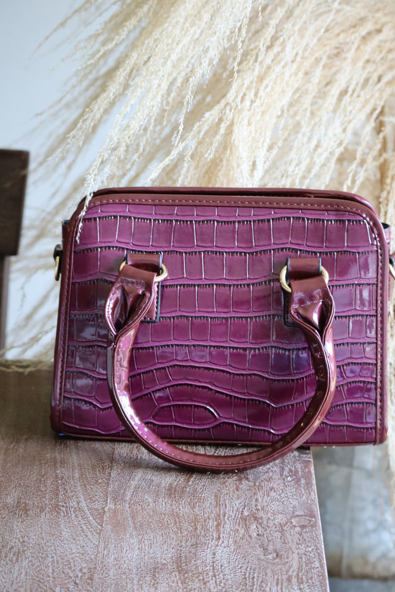 AVA'S AMBITIOUS CROSSBODY - MULTI