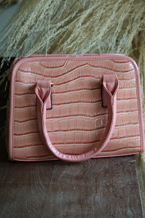 AVA'S AMBITIOUS CROSSBODY - MULTI