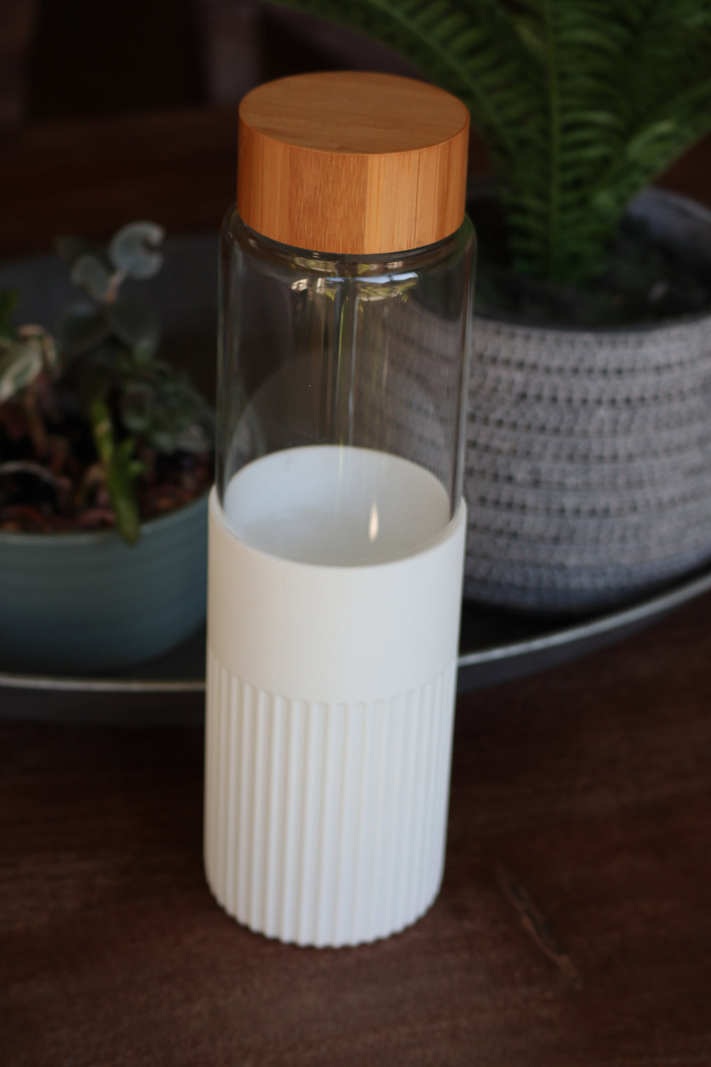 GRACE’S GLASS WATER BOTTLE - WHITE