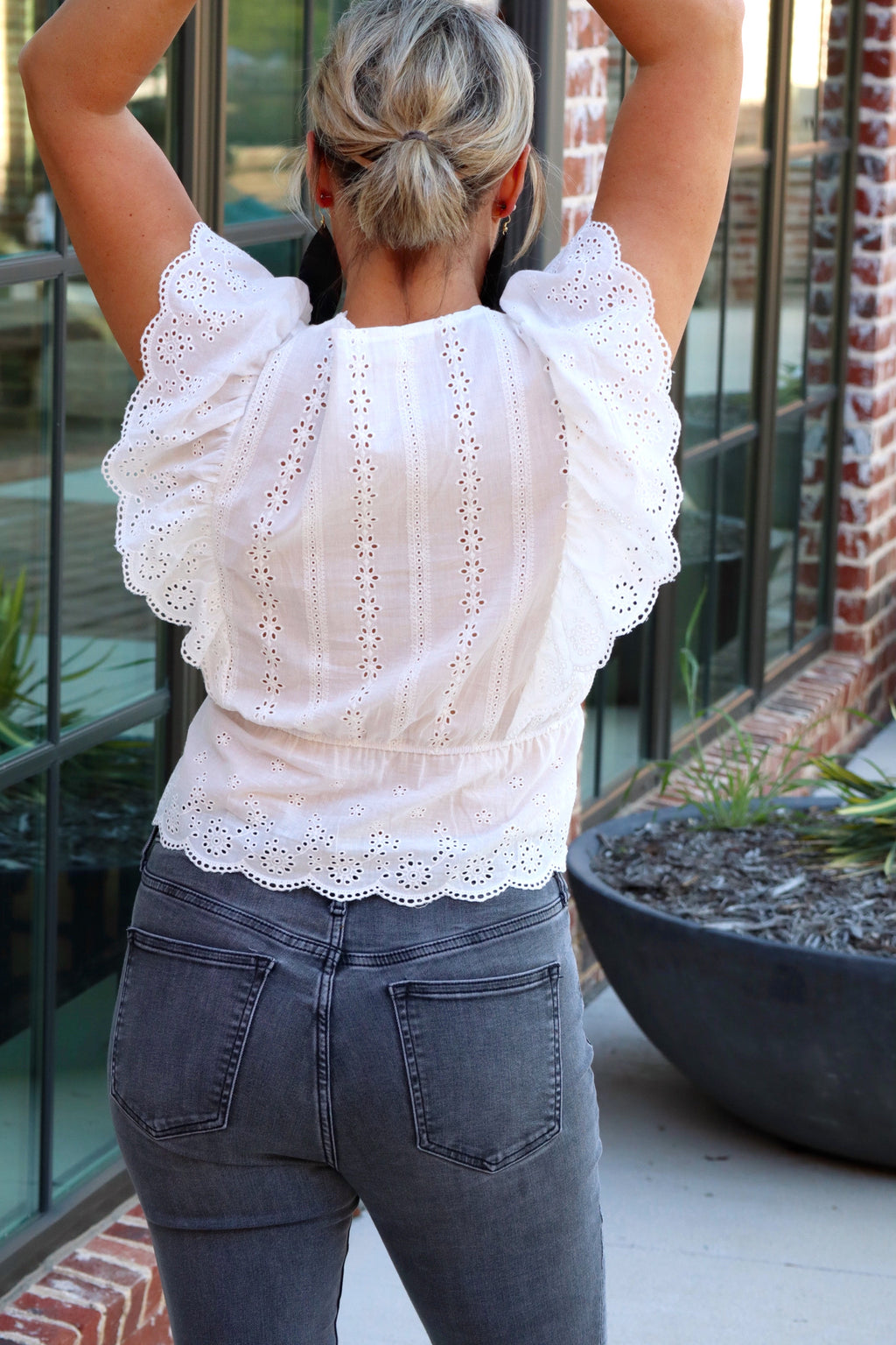 LACY’S LACE SOUTHERN RUFFLED BLOUSE – WHITE