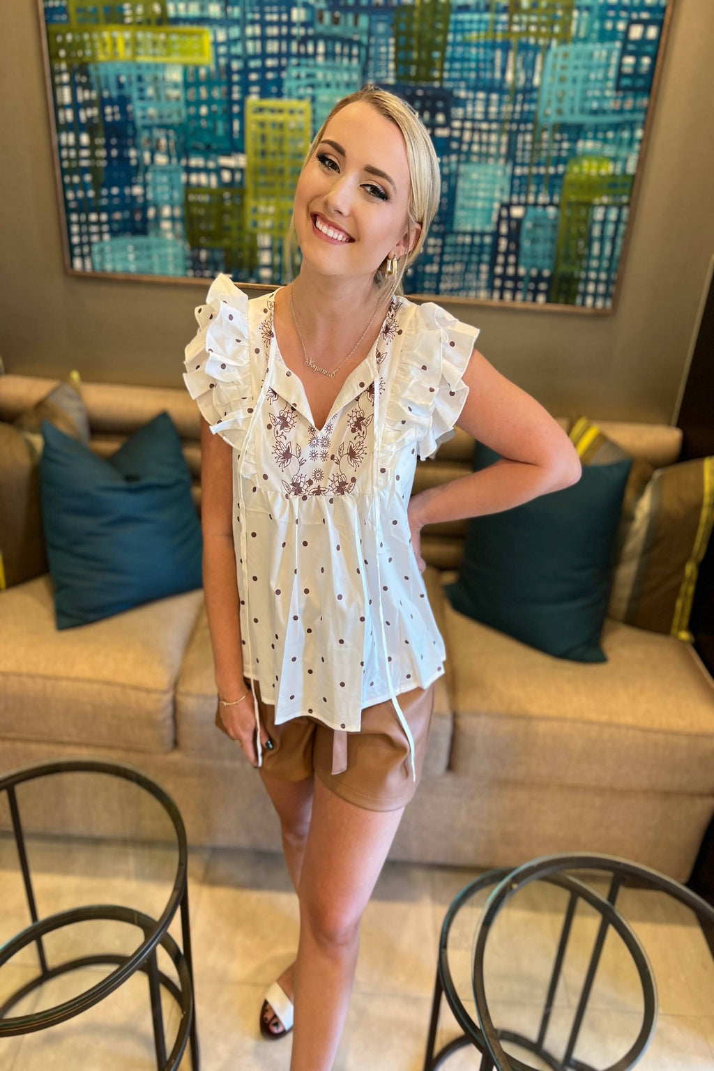 ANABELLE'S ALWAYS ADORABLE TOP - WHITE