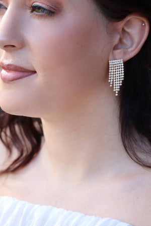 STELLAS STUNNING EARRINGS - CLEAR