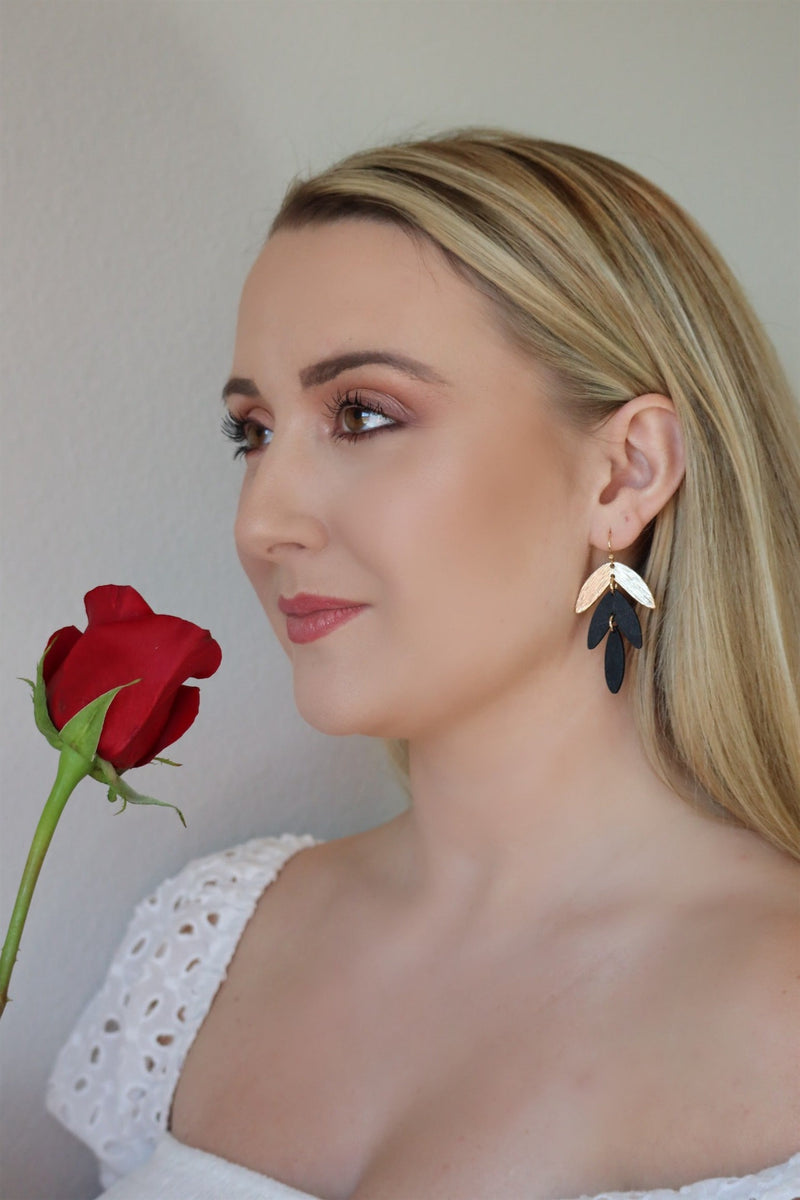 LYRA'S LOUNGING LEAF EARRINGS - MULTI