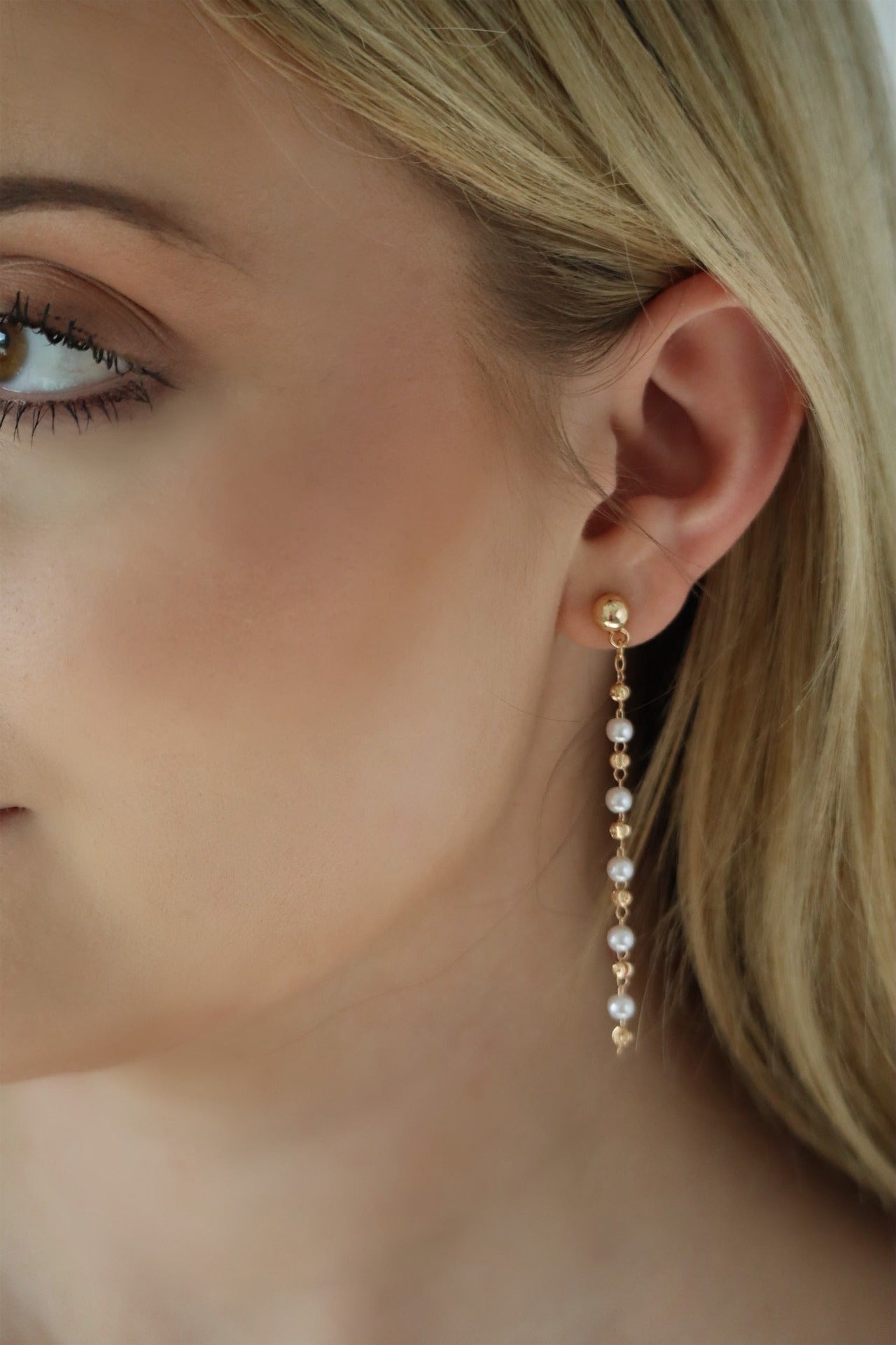 VICKI'S PEARL EARRINGS - PEARL/GOLD – Boujee Barn Boutique LLC